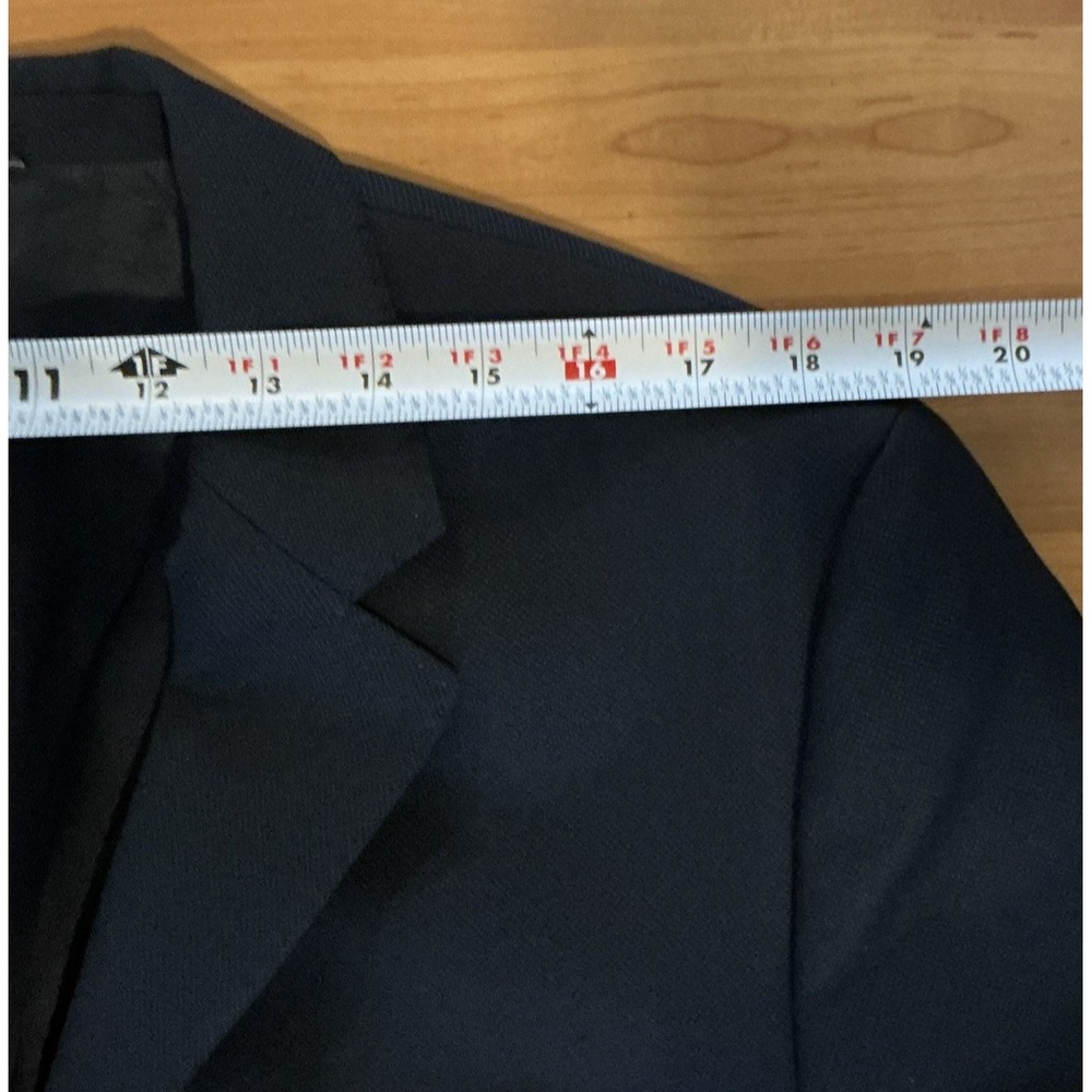 Hugo Boss 100% Virgin Wool Blazer 44R • Navy Blue • Two‑Button & Dual Vent - Picture 11 of 14